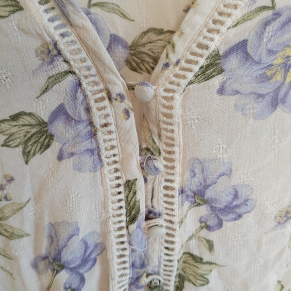 AMERICAN Eagle Cropped Semi Sheer Lightweight Button Down Tie Front XS Extra Sma - Picture 4 of 8